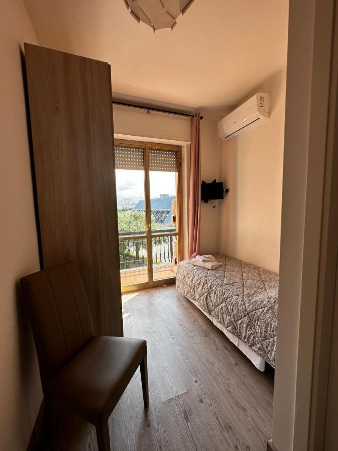 Hotel La Pineta Carrara Exteriör bild